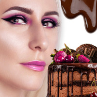 Vee - My Life Is Sweet As Chocolate Cake