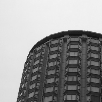 Aint - E1 Massive
