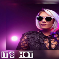 Carrie - It’s Hot ( When I’m with You )