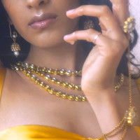 Raveena - Honey