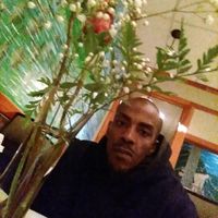 Streetz - AT THE TABLE (Explicit)