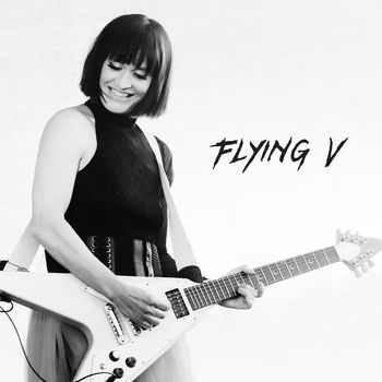 Maija Vilkkumaa - Flying V