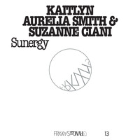 Kaitlyn Aurelia Smith & Suzanne Ciani - Closed Circuit (Single)
