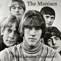 The Maniacs - That's Why I'm Crying
