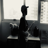 Roon - At the corner of my room