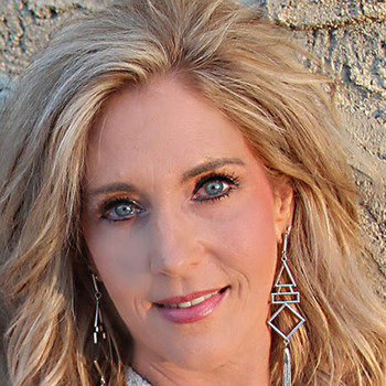 Lisa Underwood - Reality