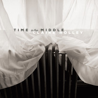 Claire Holley - Time in the Middle
