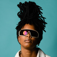 Shary-An - Zwemmen in de discotheek
