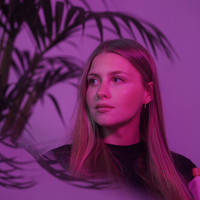 Lara - Sliding Away