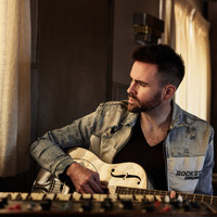 Gareth Emery featuring Roddy Woomble - This Is Not The End