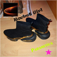 Paranetics - Rocket Girl (Moonwalk Edition)