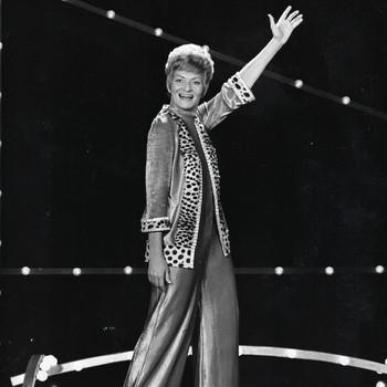 Rusty Warren - Little Knockers (Live)