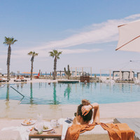 Snazzy - Poolside