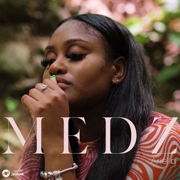 Ariella - Medz