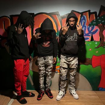 23 - CFN  2300 shots (Explicit)