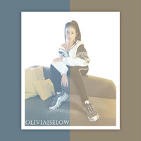 Olivia - Selow