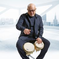 Hakim Ludin - Blue Desert