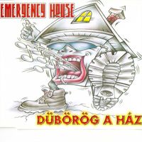 Emergency House - Dübörög a ház