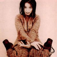 Björk - Violently Happy