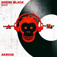 Noemi Black - Back