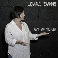 Lowri Evans - Pwy yw yr un?