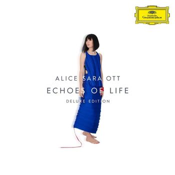 Alice Sara Ott - Field: Prelude in C Minor (Upright Piano)