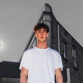 PHNX - Staying Together