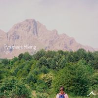 Agua - Pyrenees Hiking