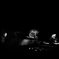 MIKIO - black