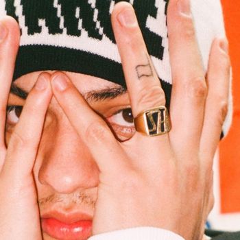 Smitty - Magnificent (Explicit)