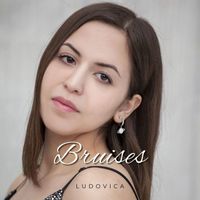 Ludovica - Bruises