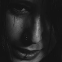 URIA - Hide Away