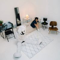 hanbee - odd one out