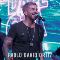 Pablo David Ortíz - Me Quedo Contigo (En Vivo) [feat. Dale Q' Va]