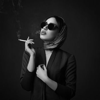 MORGEN - Verboten