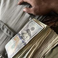 Corli - I Bet She Like It Like Dat (Explicit)