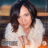 Julie - Capture