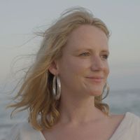 Alex Kate - Close To You