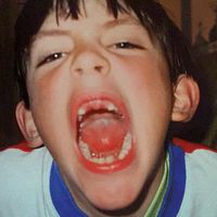 Skylines - Vuelve Octubre