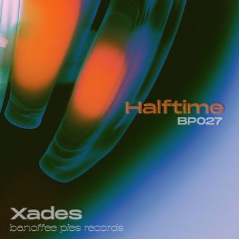 Xades - Halftime