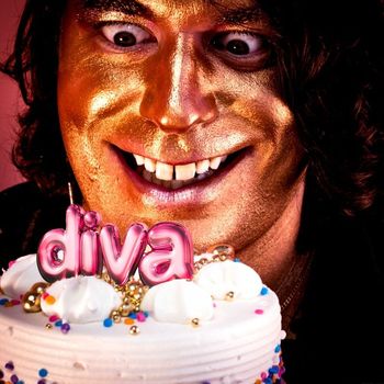 YAYA - DIVA (Explicit)