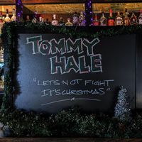 Tommy Hale - Let's Not Fight It's Christmas