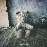 4T Thieves - Futures End