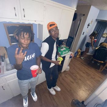 Nizzy - Riot (Explicit)