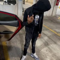 Meezy - Bankrolls N Bad Bitches (Explicit)