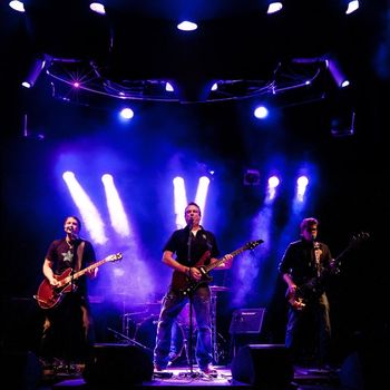 Caste - Caste (Studio Live)