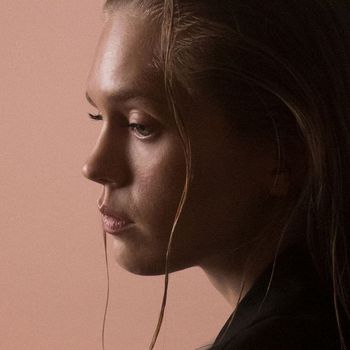 Rebecca - Paris (Explicit)