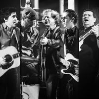 UHF - Rua do Carmo - Aula Magna, 40 Anos Numa Noite (Ao Vivo)