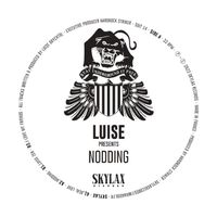 Luise - Nodding