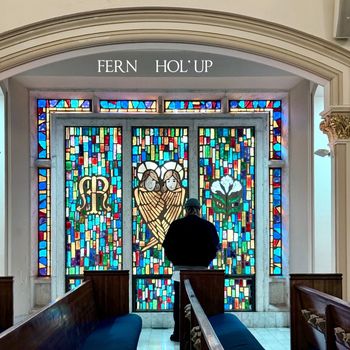 FERN - HOL' UP